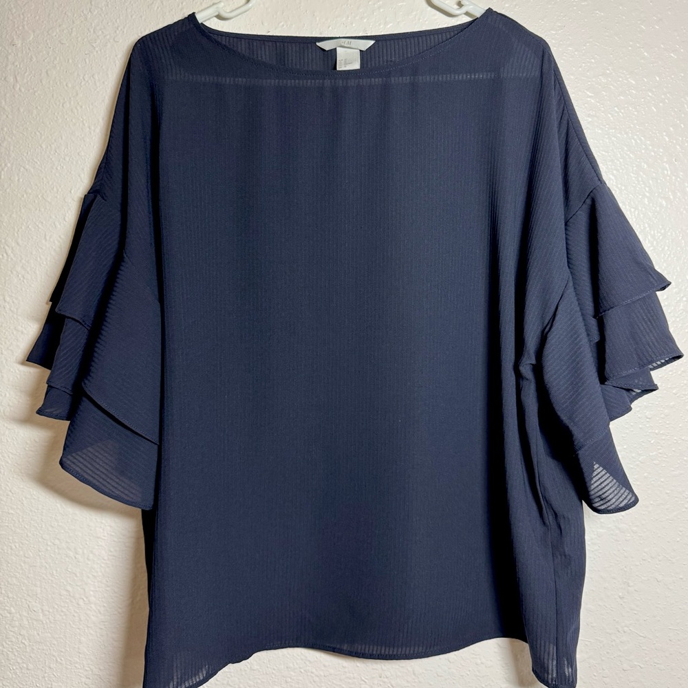Women’s H&M Navy Blue Flutter Sleeve Top Blouse size 12